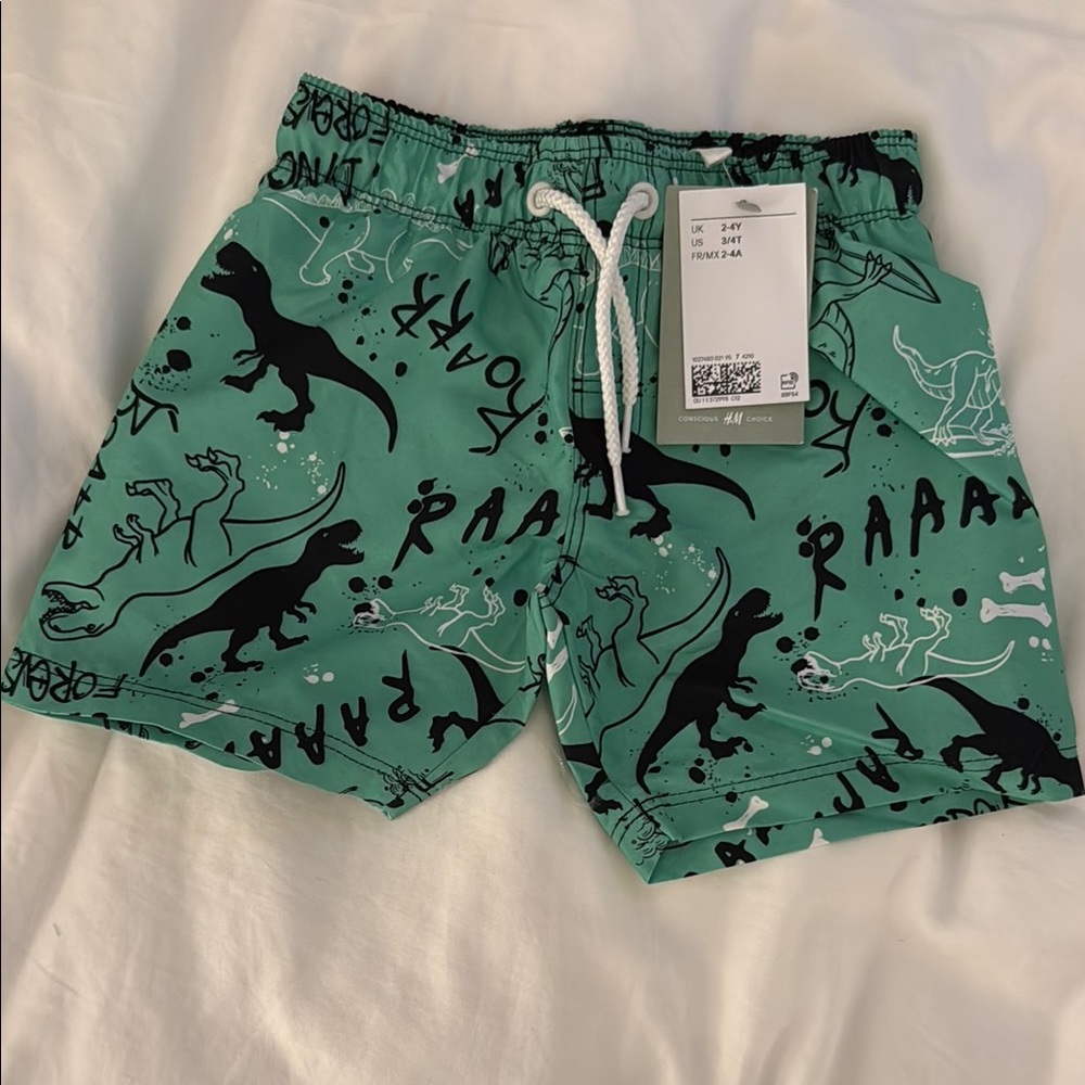 H&M Boys Dinosaur Print Green Swim Trunks size 3-4T